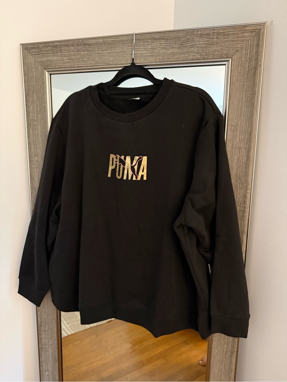 Womens puma Black Crewneck Sweatshirt with Gold Logo